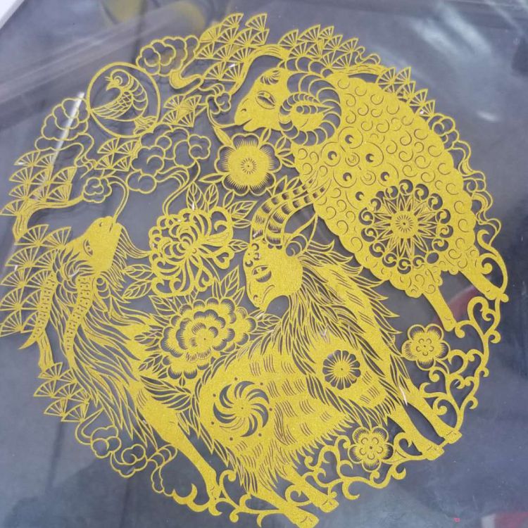 1661763661352992.jpg 超級(jí)紙品激光鏤空機(jī)-5.jpg